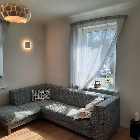 Cozy Private House With A Yard & Parking Σπίτι διακοπών *