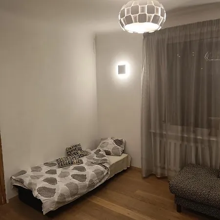 Cozy Private House With A Yard & Parking فندق ريغا